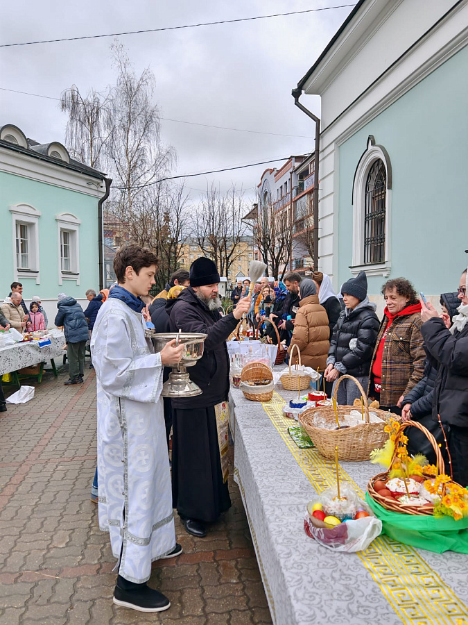 Освящение куличей — фото 2