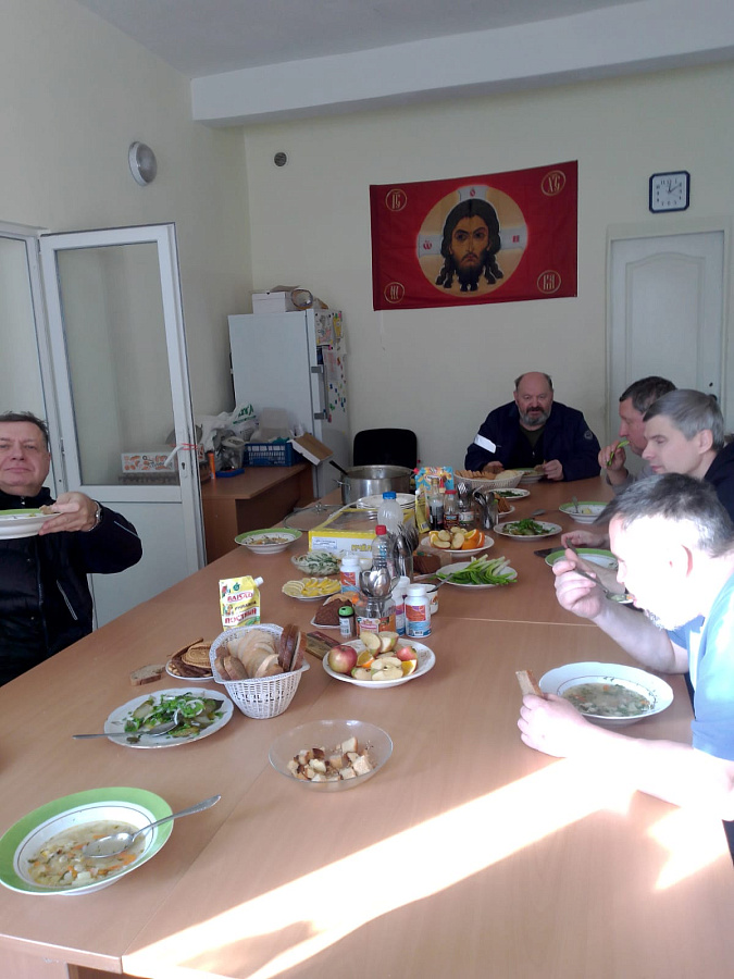Патриаршая гуманитарная миссия на Донбассе. Пострадавшим мирным жителям нужна наша помощь — фото 4